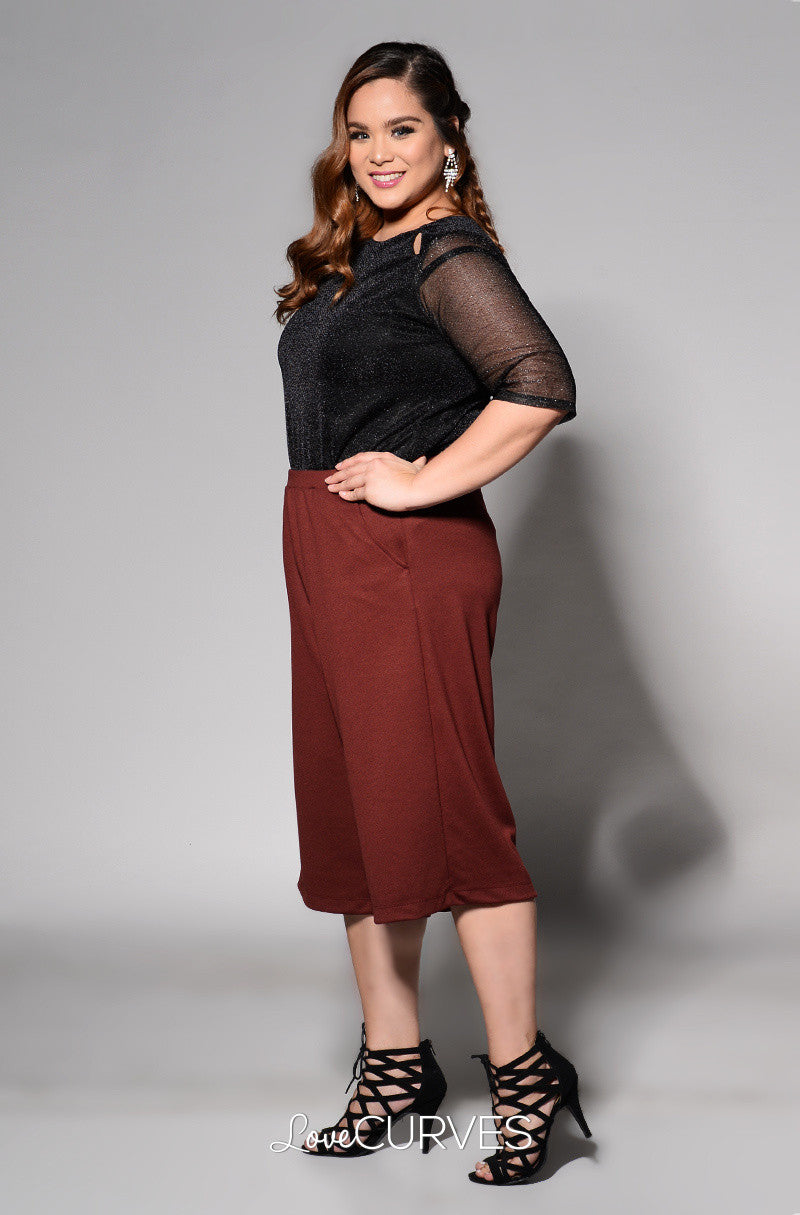 Slashed Shoulder Quarter Sleeves Top - Glam Black- PSY