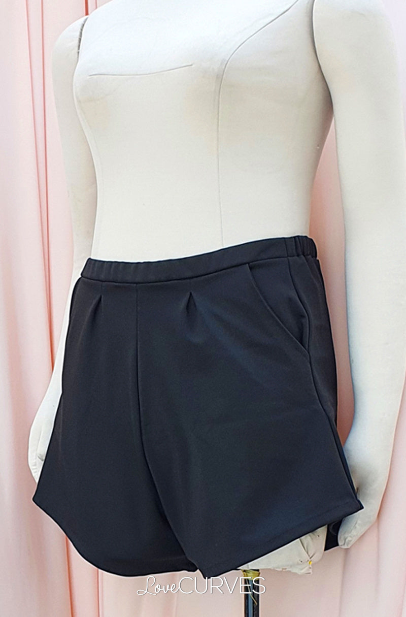 Basic Shorts with Pockets - Black03
